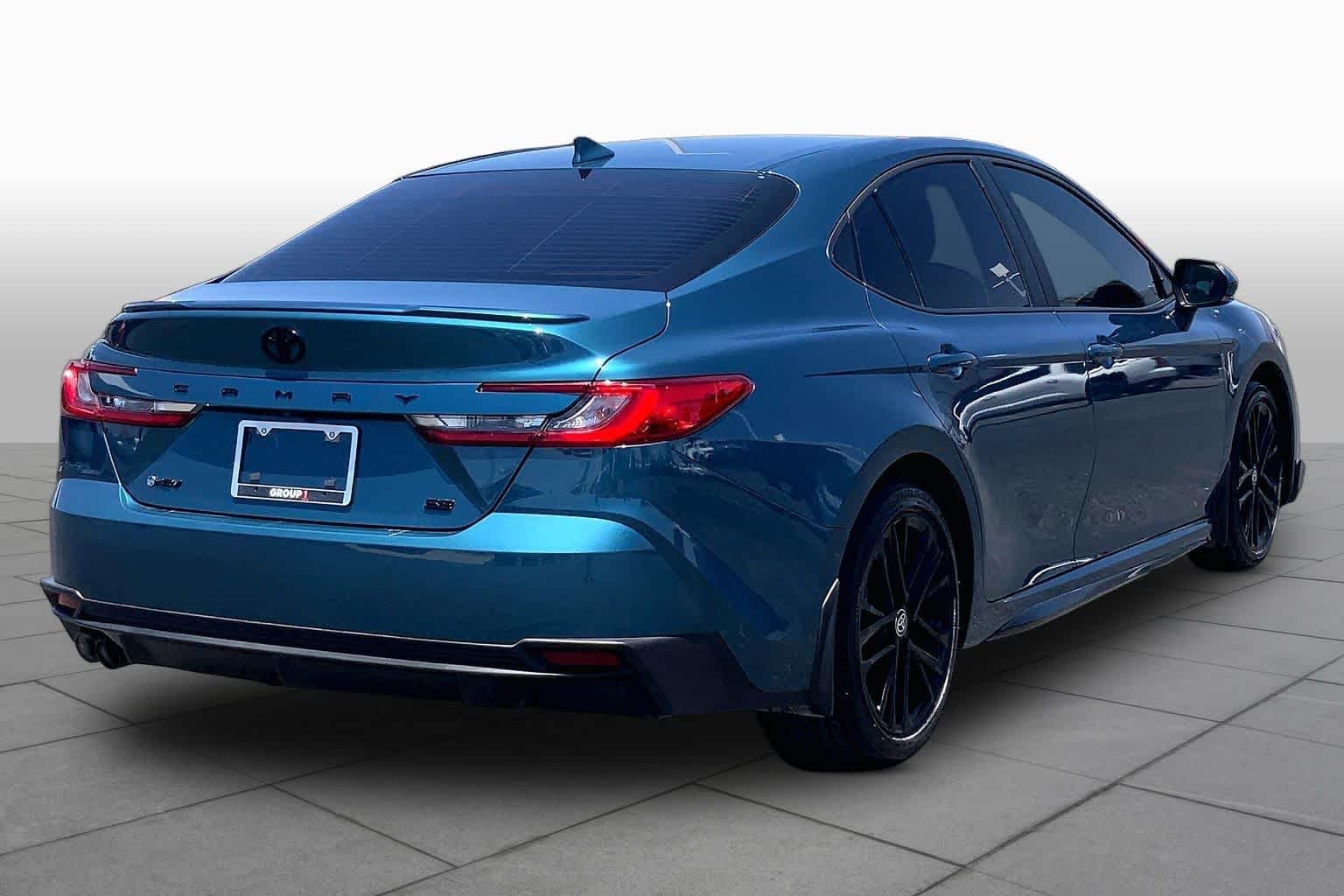 Used 2026 Ocean Gem Toyota SE image 13