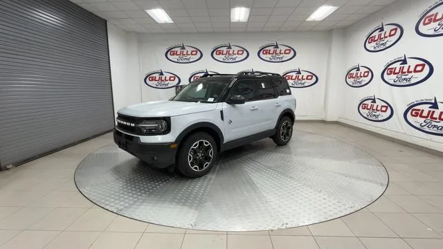New 2026 Space White Metallic Ford Outer Banks image 6