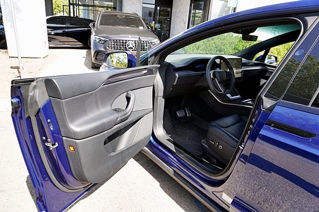 Used 2023 Blue Tesla Base image 43