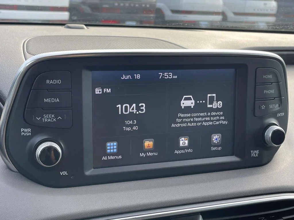 Used 2019 Machine Gray Hyundai SE image 17