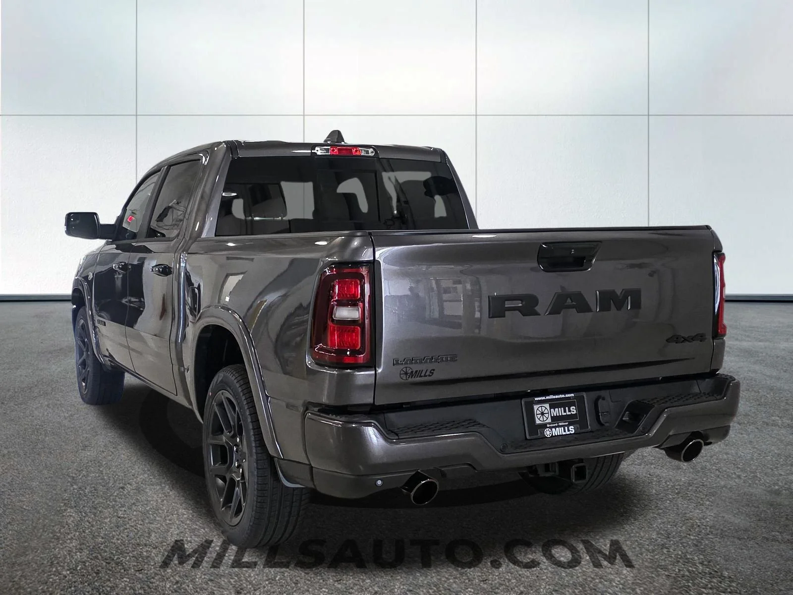 New 2026 Granite Crystal Metallic Clear-Coat Exterior Paint RAM Laramie image 5