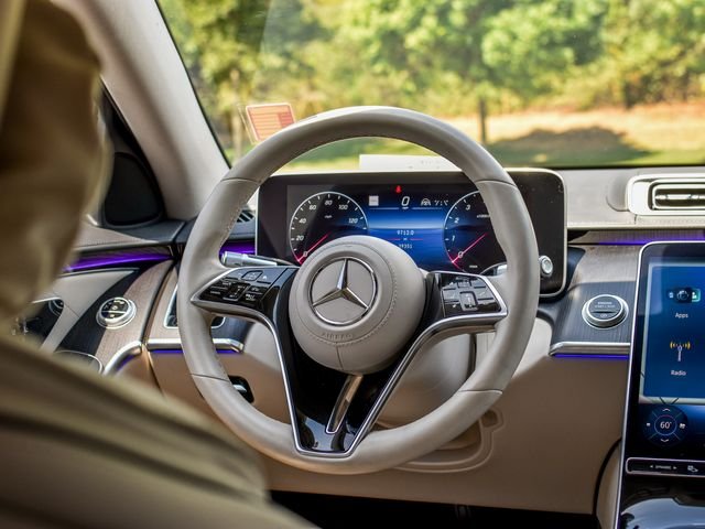 Certified Used 2023 Black Mercedes-Benz S 580 image 9