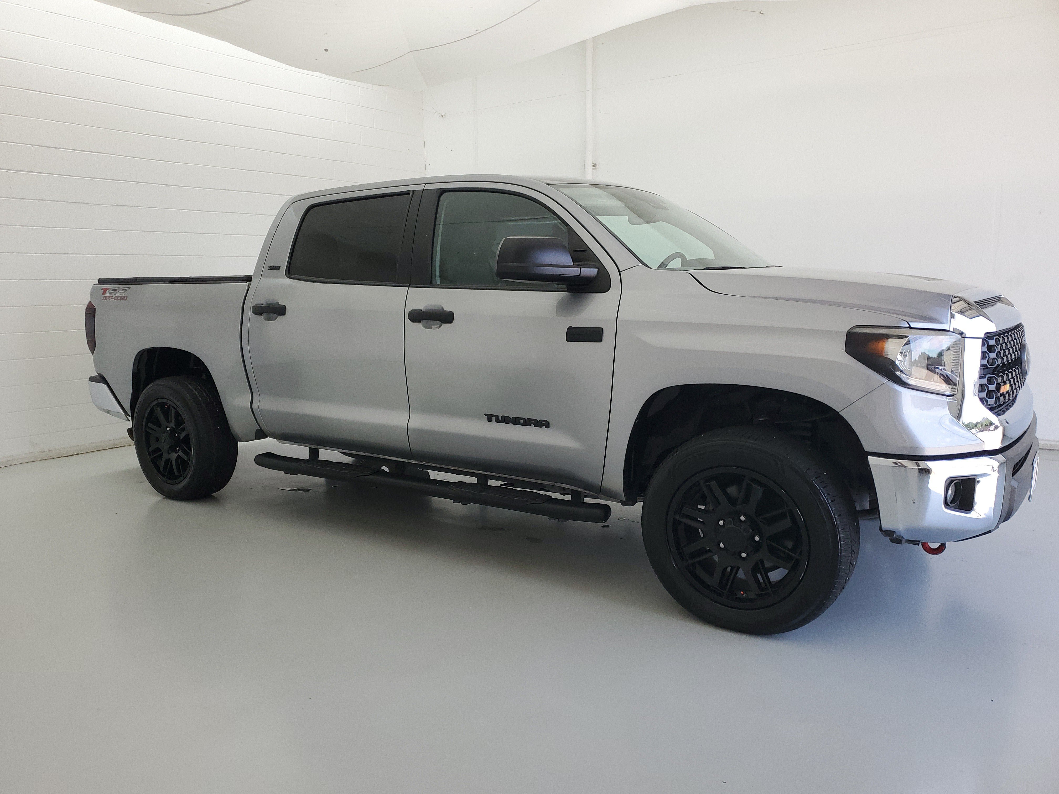 Used 2021 Silver Sky Metallic Toyota SR5 image 4