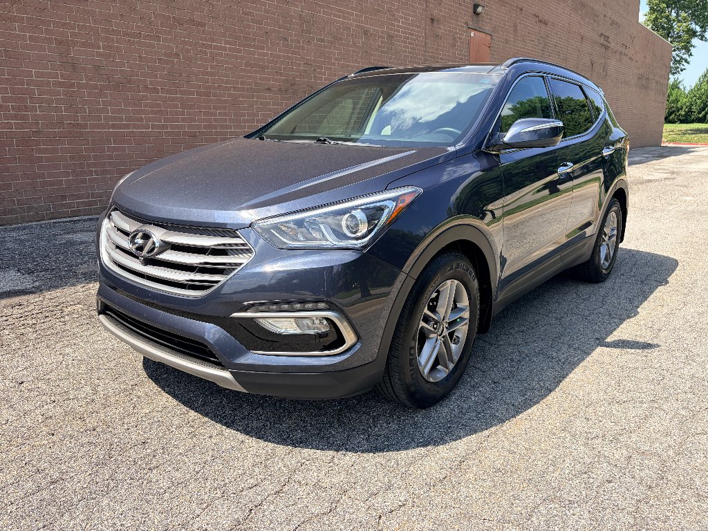 Used 2017 Marlin Blue Hyundai 2.4L image 1