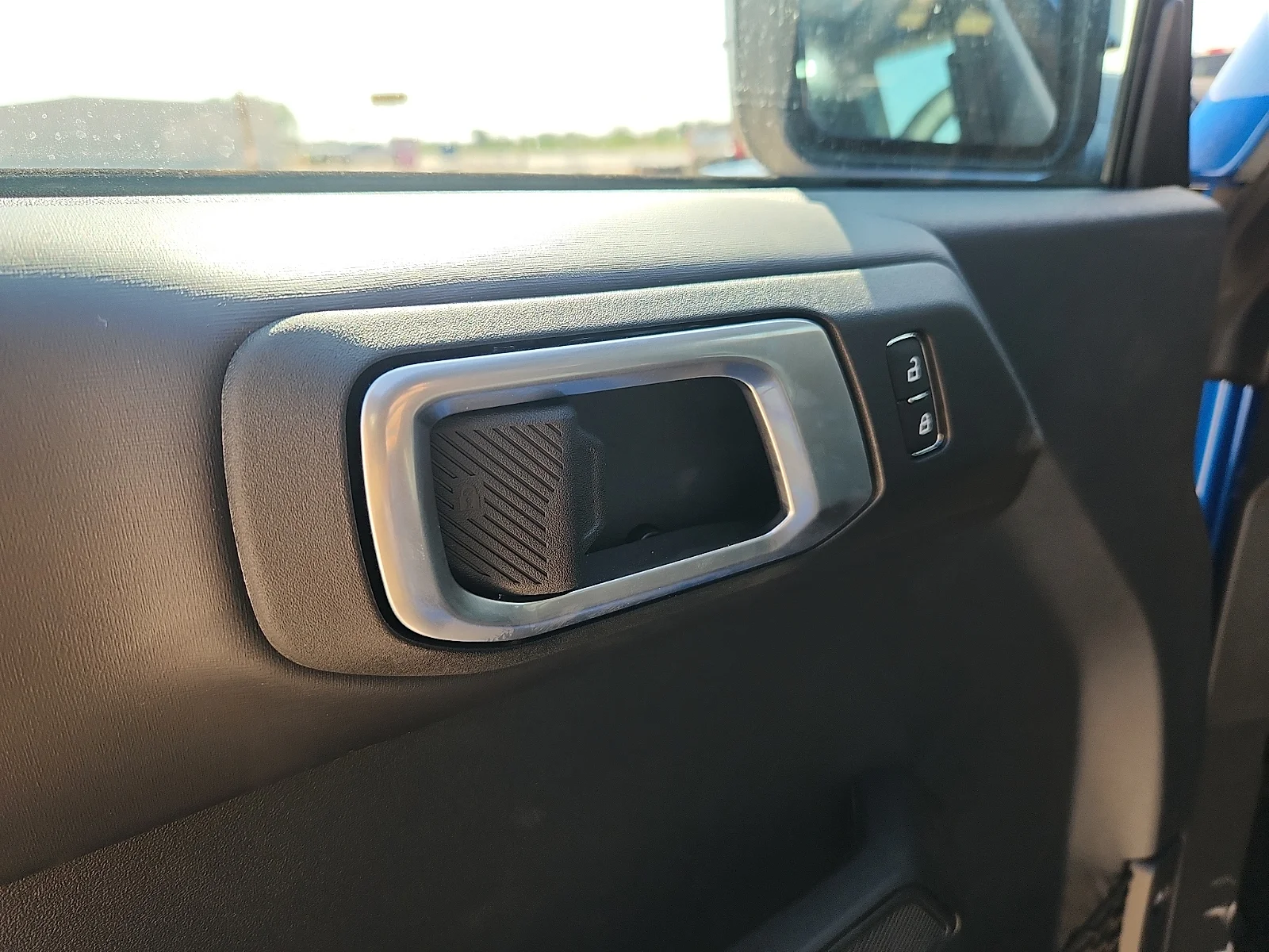 New 2026 Velocity Blue Metallic Ford Badlands® image 15