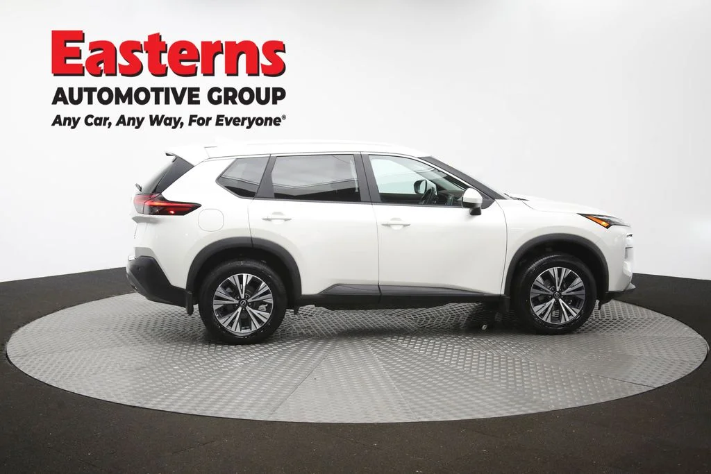 Used 2023 White Nissan SV image 46