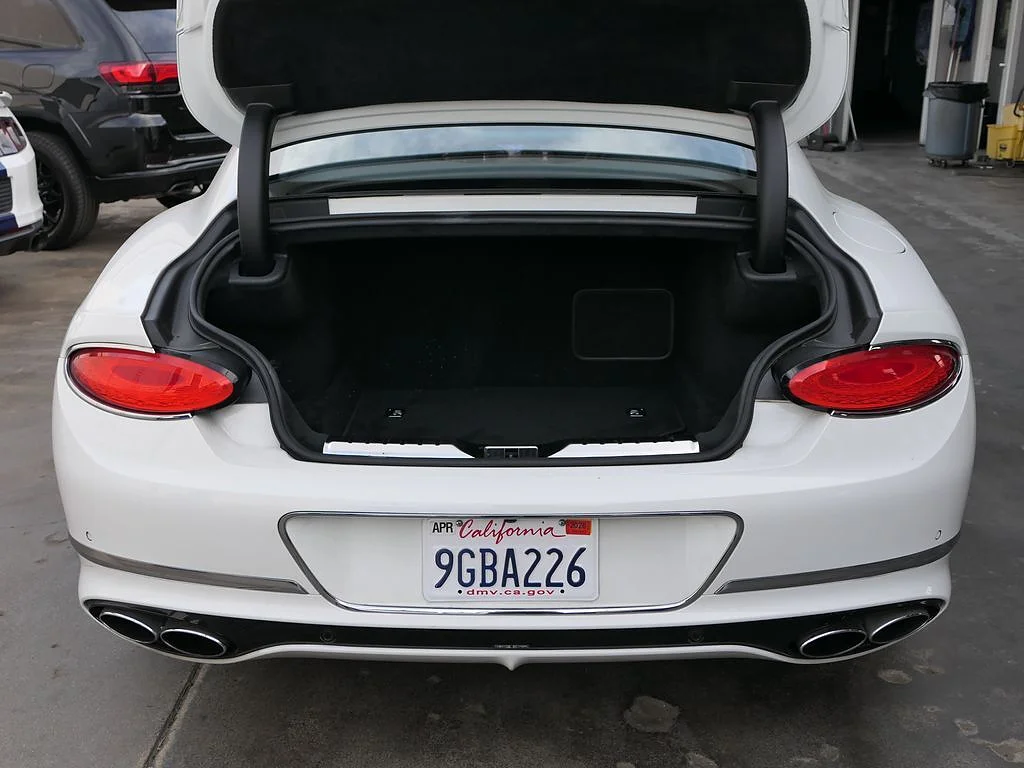 Used 2023 WHITE Bentley GT V8 image 25