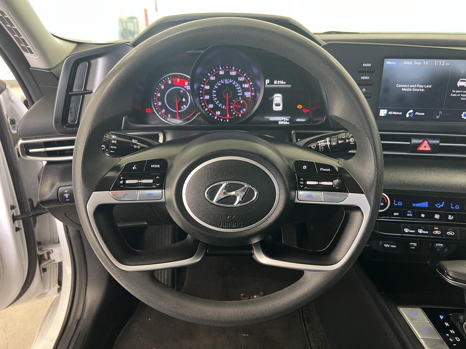 Used 2023 Quartz White Hyundai SEL image 15