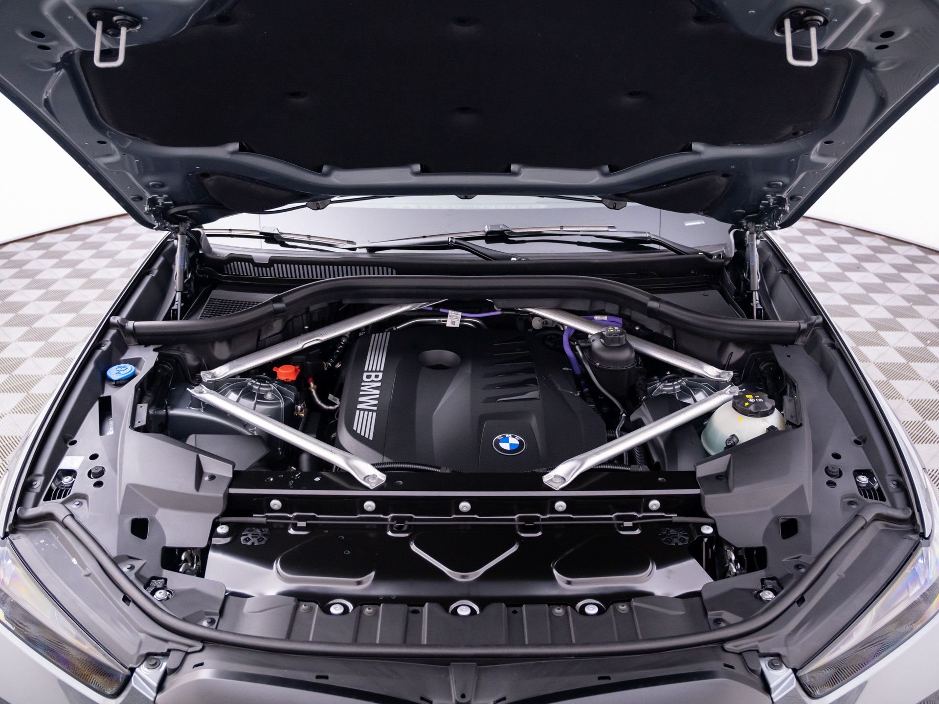 New 2026 Skyscraper Grey Metallic BMW xDrive40i image 33