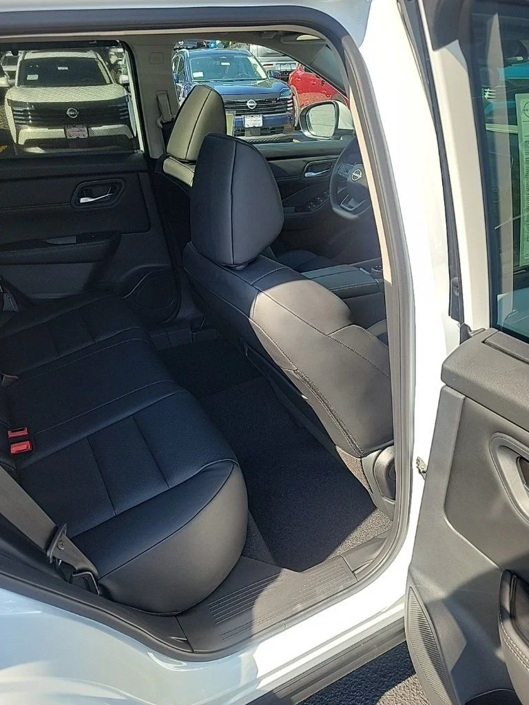 2026 Nissan Rogue SV - Photo 30