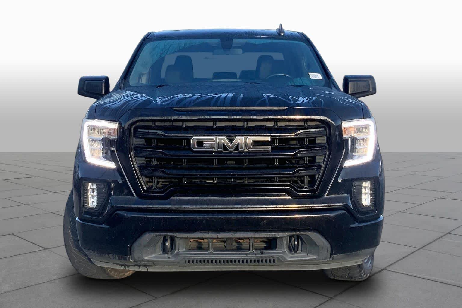 Used 2021 Onyx Black GMC Elevation image 4