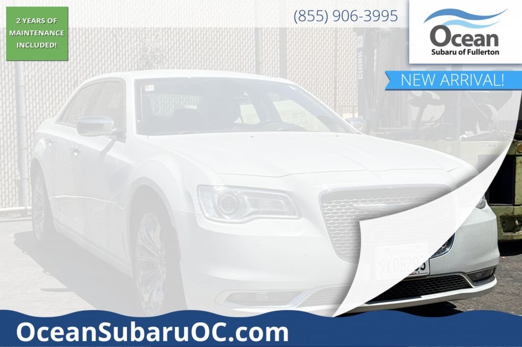 2019 Chrysler 300 Limited's photo