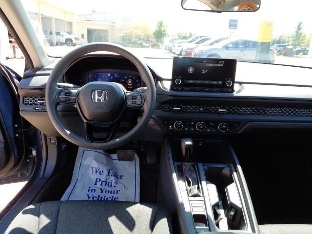 Used 2024 Canyon River Blue Metallic Honda EX image 27