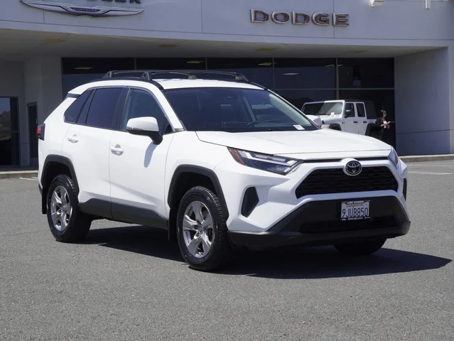 2023 Toyota RAV4 XLE