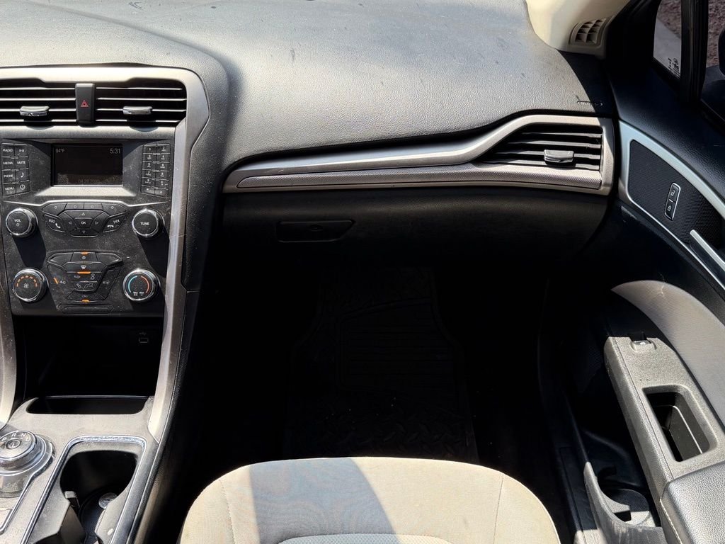 Used 2019 Black Ford S image 11