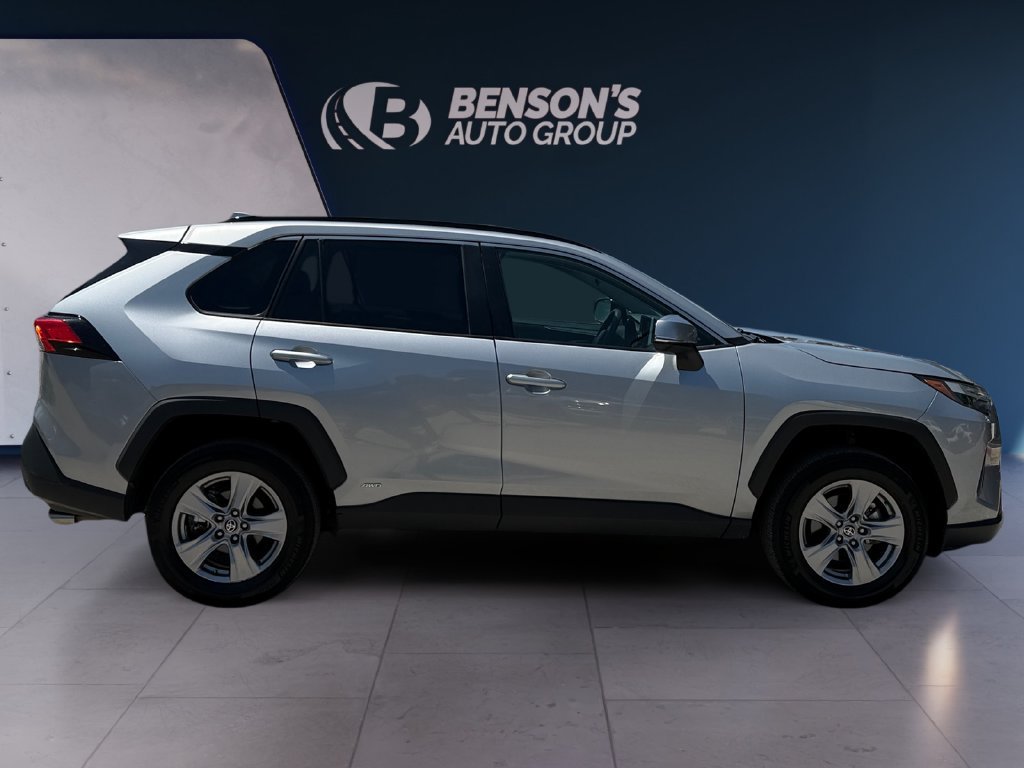 Used 2025 Silver Toyota XLE image 6