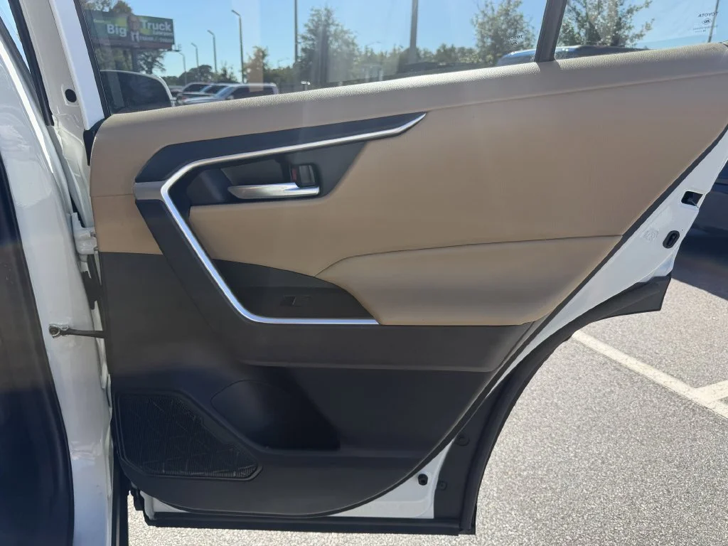 Certified Used 2025 Ice Toyota XLE image 23