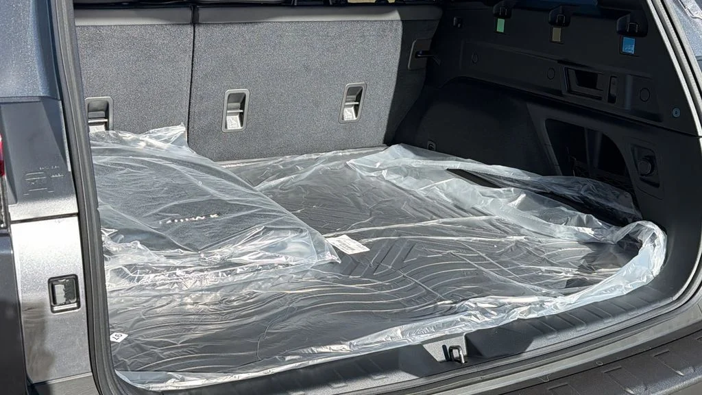 New 2026 MAGNETITE GRAY METALLIC Subaru Premium image 27