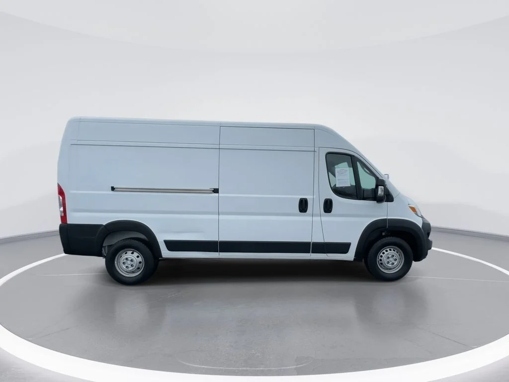 Used 2024 White Ram High Roof image 9