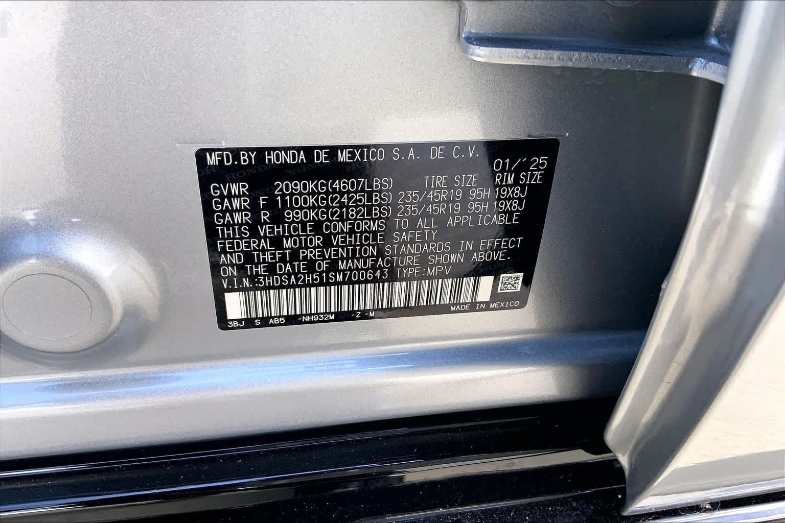 Used 2025 Solar Silver Metallic Acura w/A-Spec Package image 34