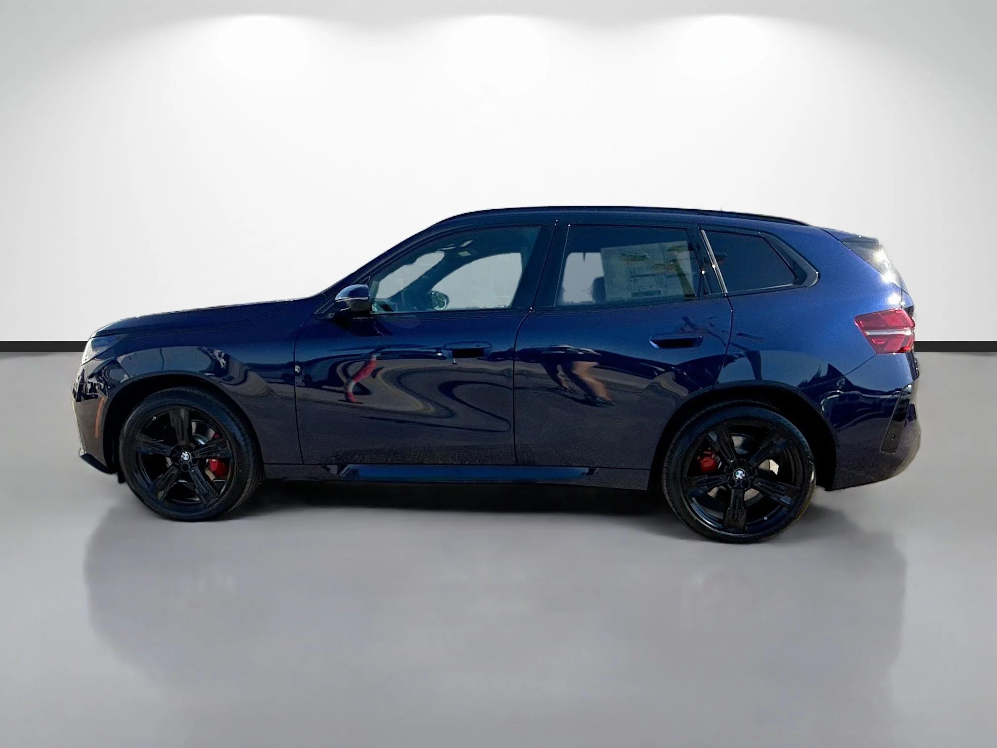 New 2026 Tanzanite Blue II Metallic BMW 30 xDrive image 6