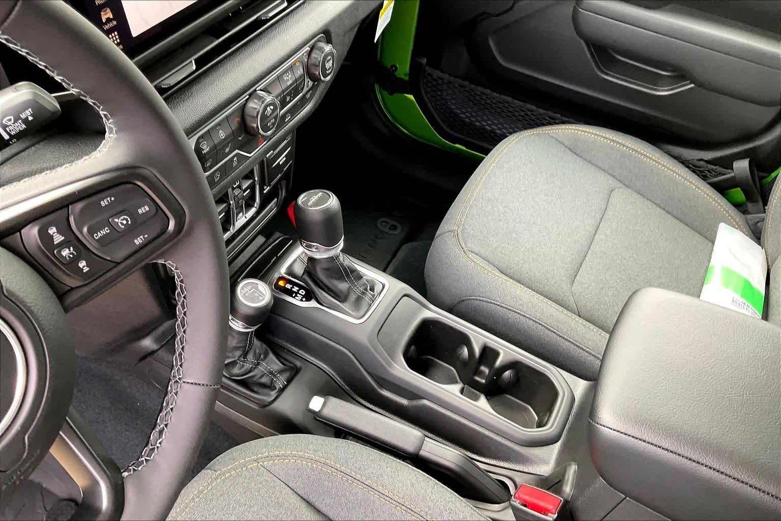 New 2026 Mojito Exterior Paint Jeep Sport S image 7