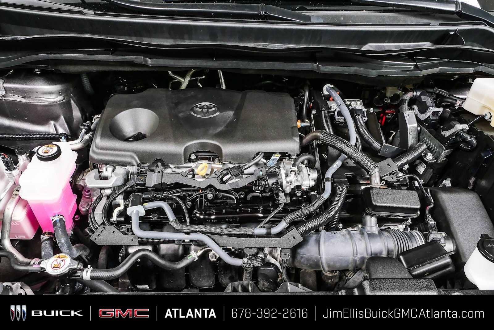 2024 Toyota Sienna XLE - Photo 37