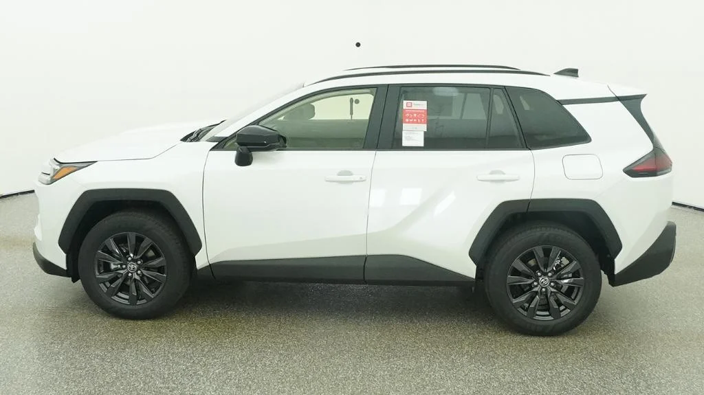 New 2026 Wind Chill Pearl Toyota XLE Premium image 45