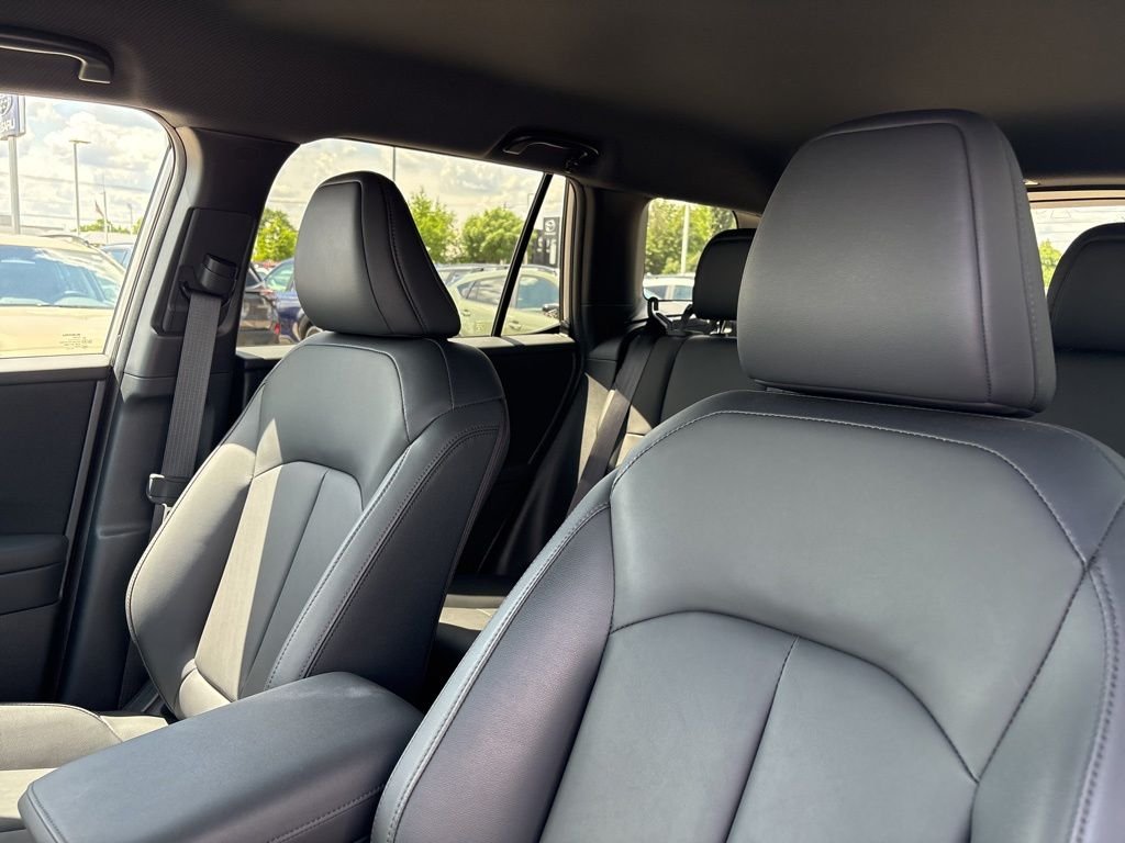 Used 2026 Beige Subaru Premium image 5