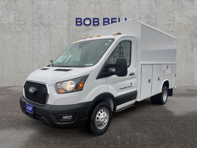 New 2026 Oxford White Ford Cutaway image 9