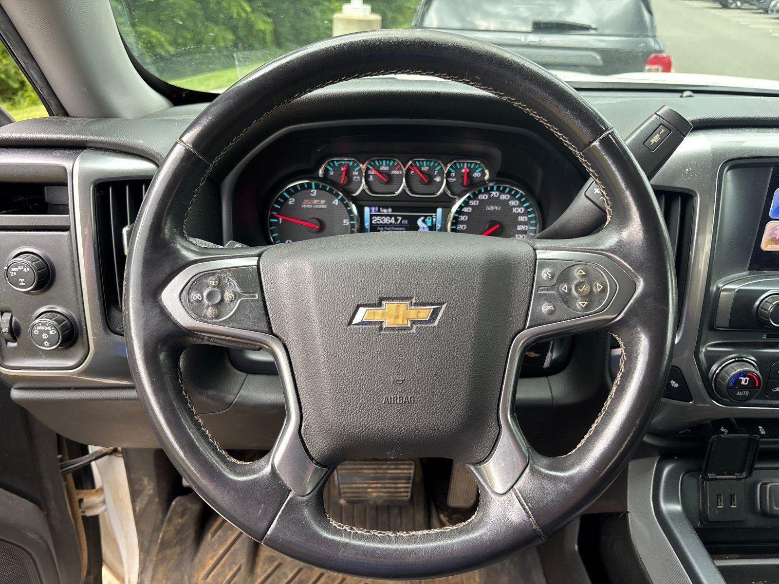 Used 2017 Summit White Chevrolet LT image 15