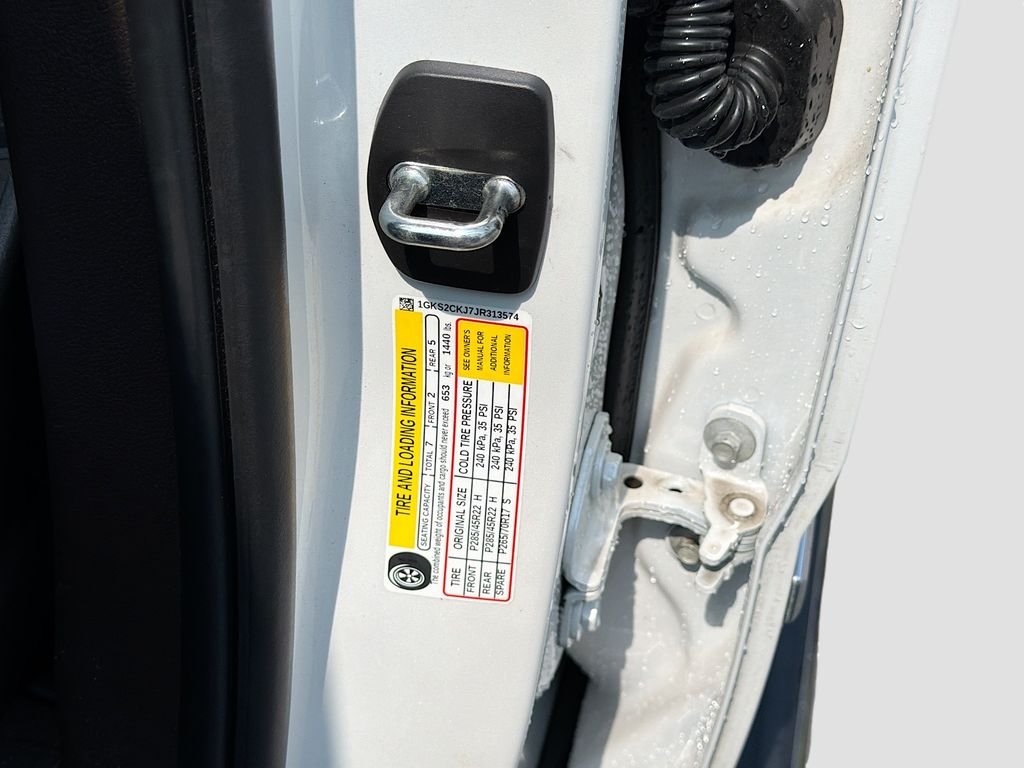 Used 2018 White GMC Denali image 36