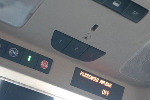 Used 2020 White Buick Essence image 29