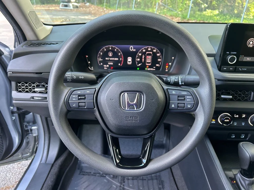 Used 2023 Silver Honda EX image 20
