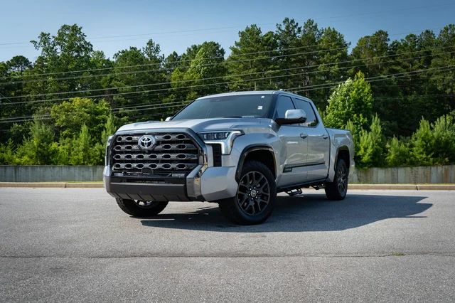 2023 Toyota Tundra Hybrid Platinum