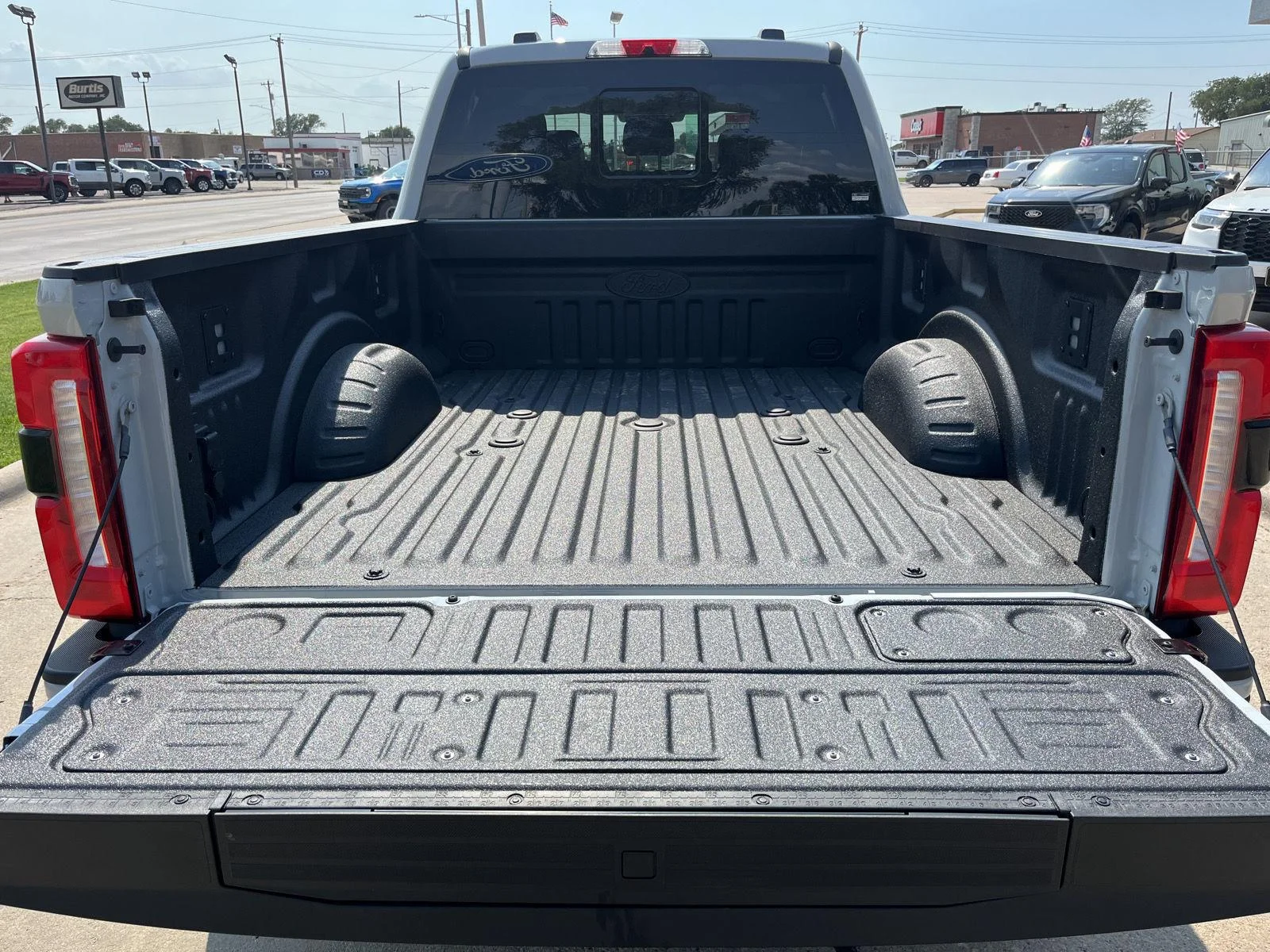 New 2026 Avalanche Ford F-250® Lariat® image 8