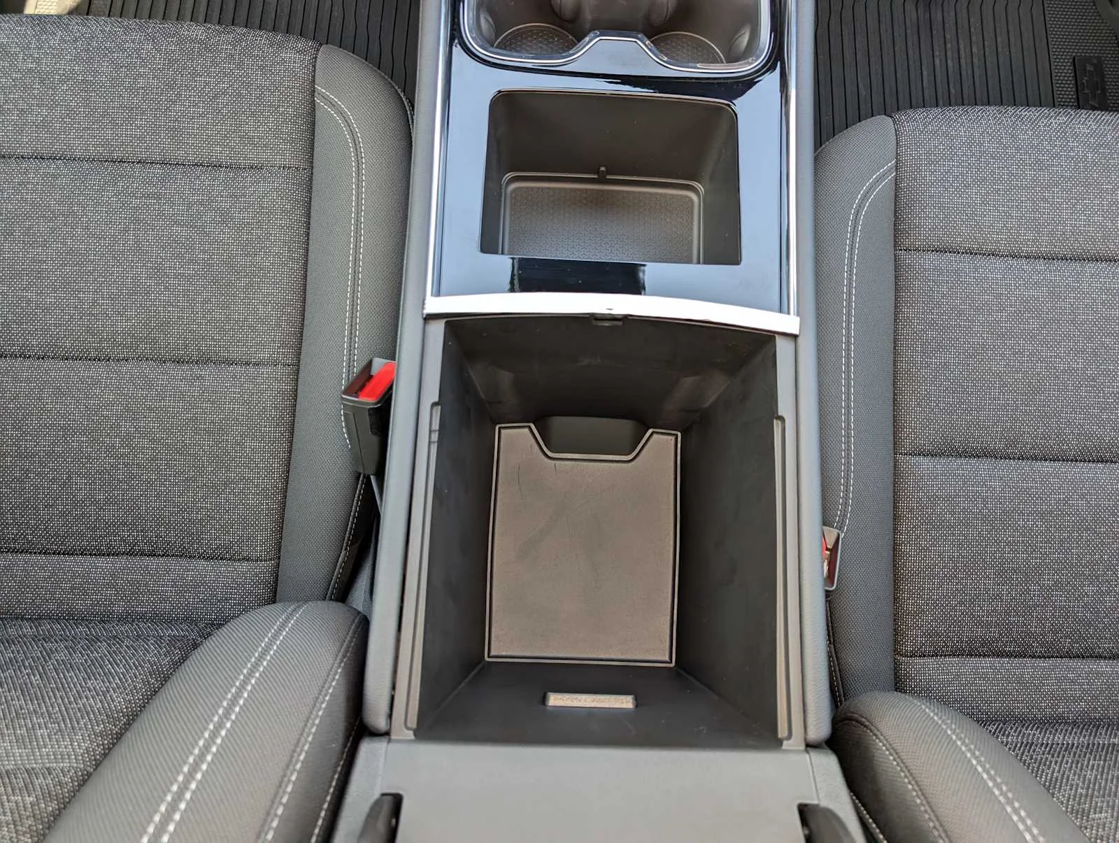 2026 Chevrolet Traverse LT - Photo 15