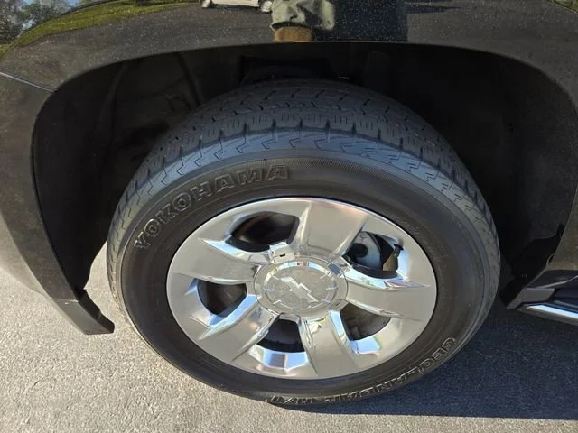Used 2019 BLACK Chevrolet Premier image 25