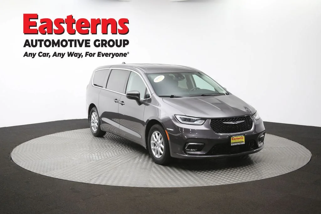 Used 2023 Gray Chrysler Touring L image 51