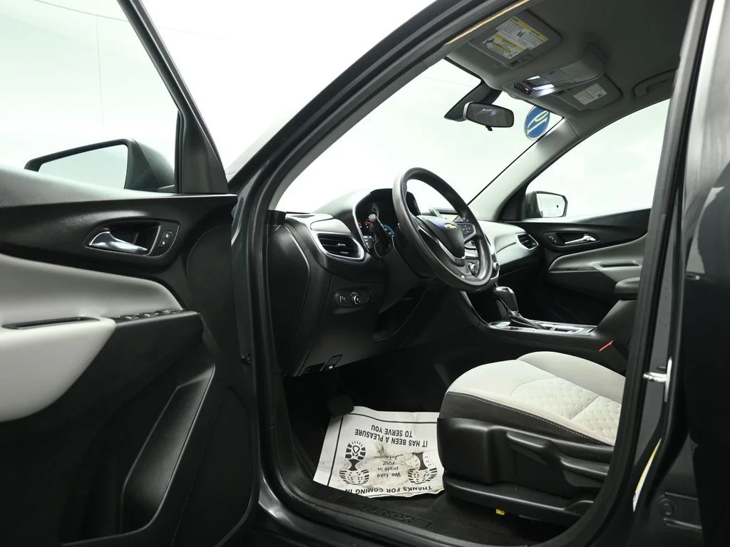 Used 2019 Gray Chevrolet LS image 9