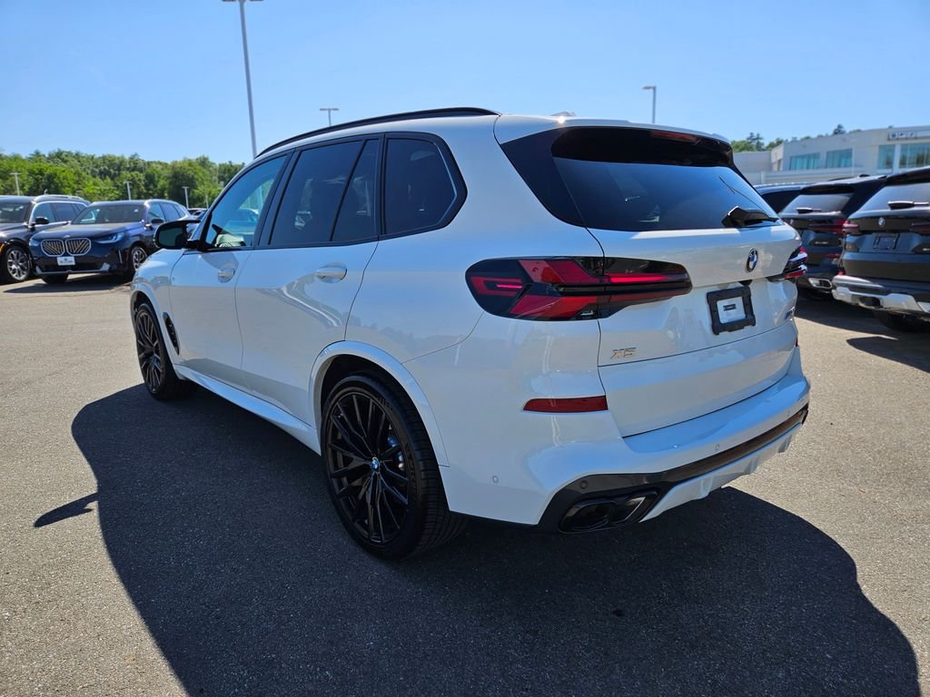 Certified Used 2025 Alpine White BMW M60i image 5