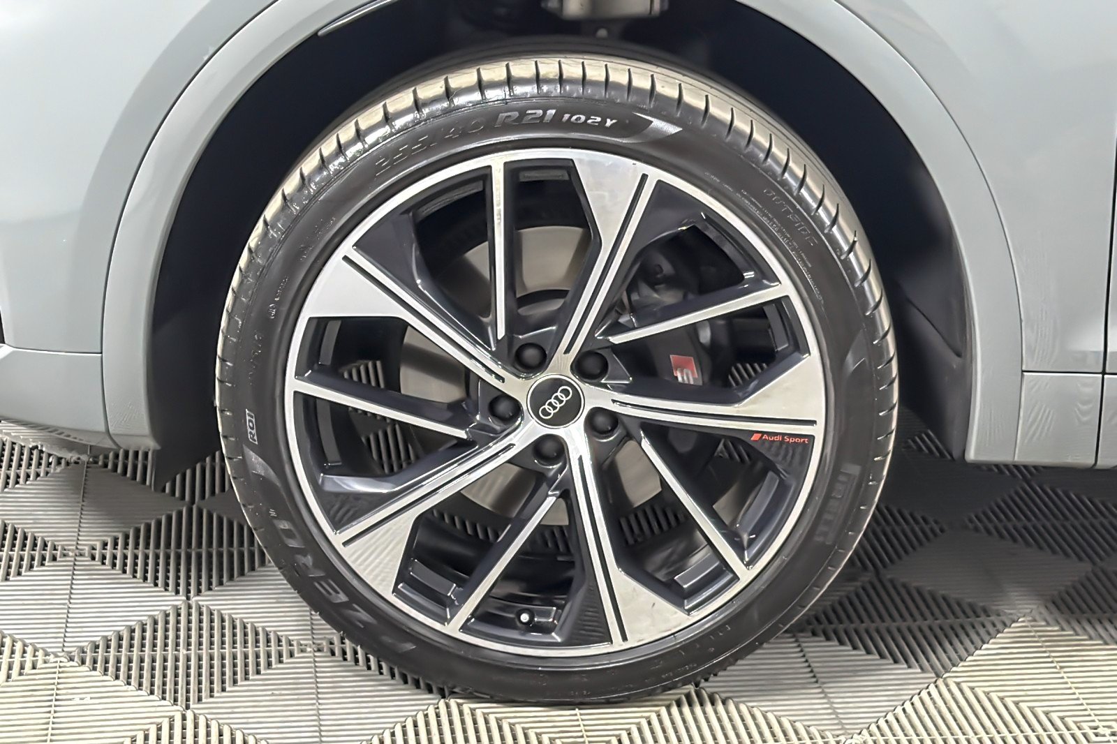 Used 2022 Quantum Gray Audi Premium Plus 3.0 TFSI quattro image 25