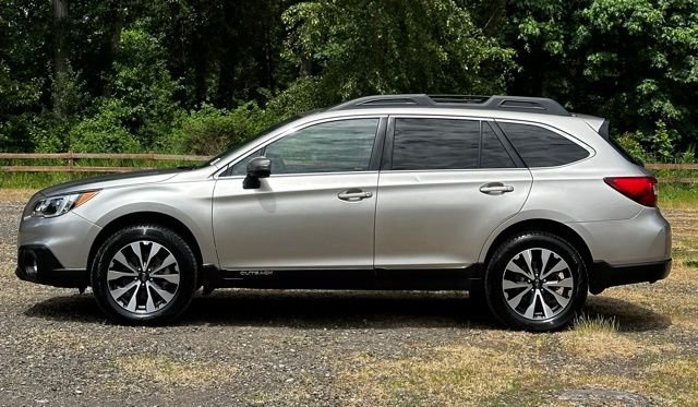 2017 Subaru Outback Limited - Photo 6