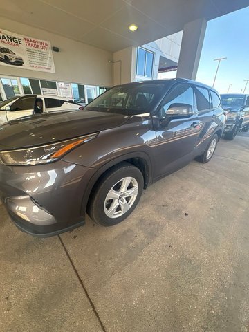 2021 Toyota Highlander LE