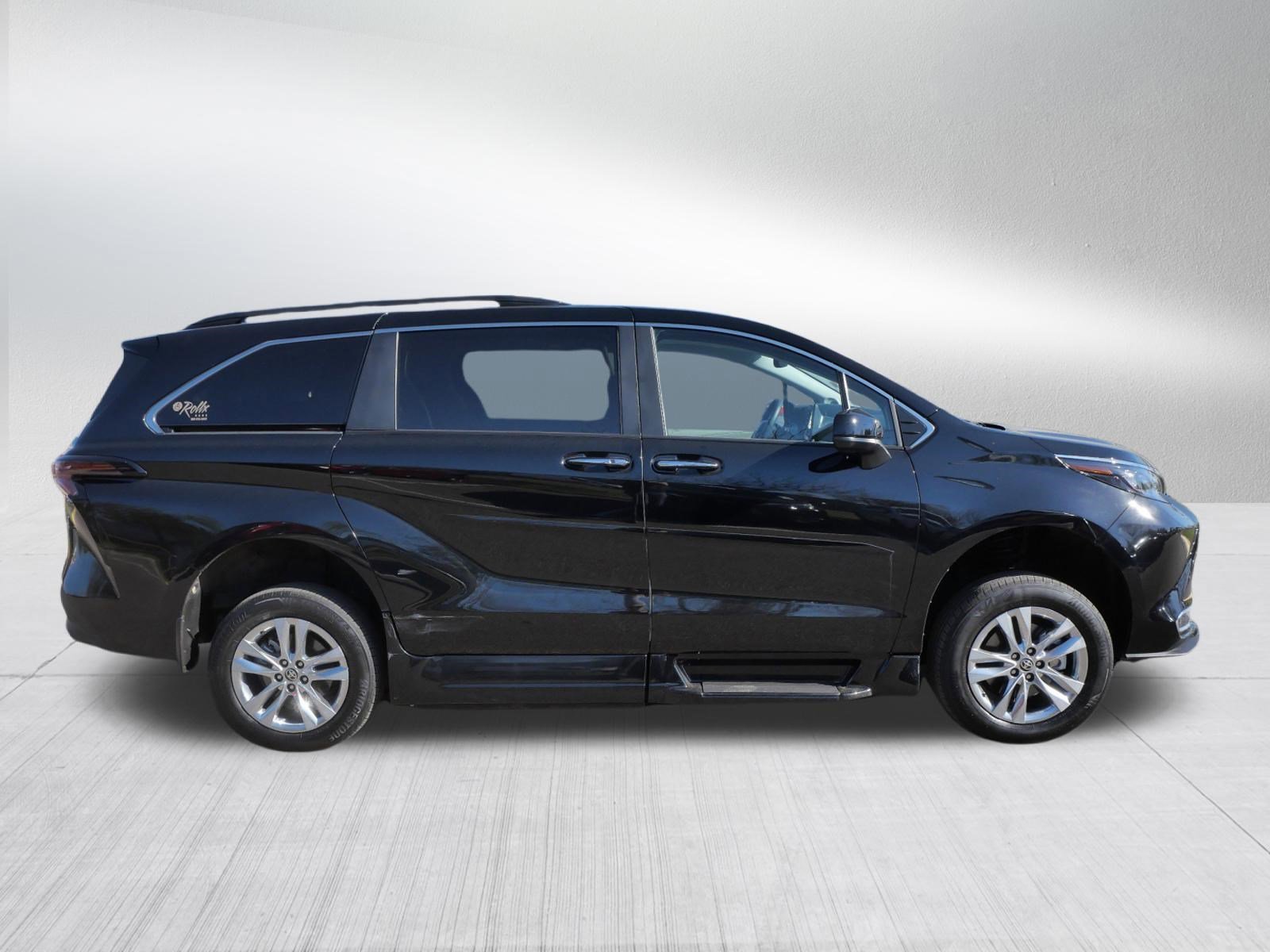 Used 2024 Midnight Black Metallic Toyota XLE image 8