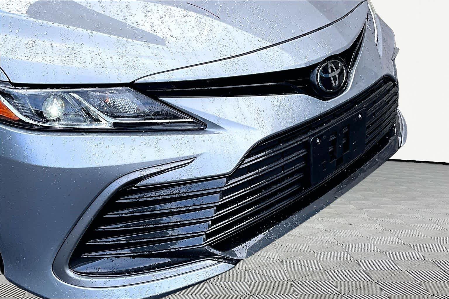 Used 2022 Celestial Silver Metallic Toyota LE image 30