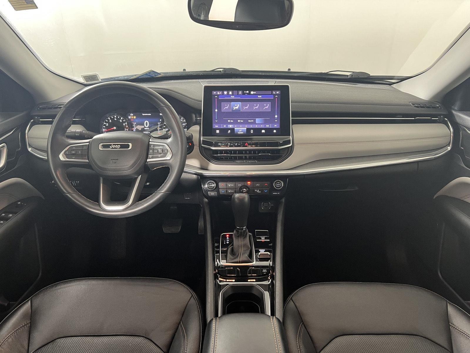 Used 2022 Sting-Gray Clearcoat Jeep Limited image 25