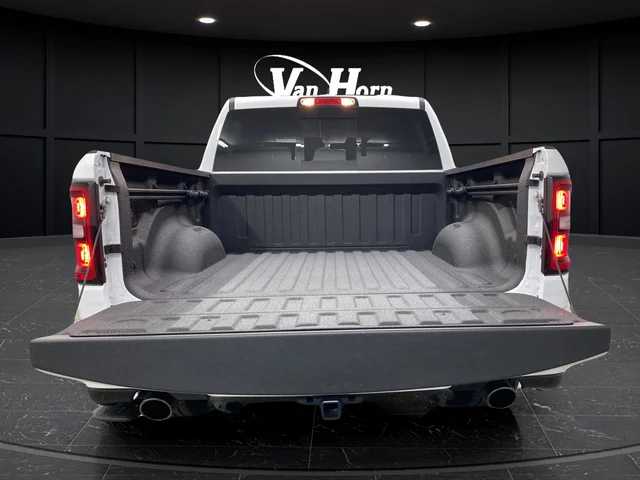 New 2026 Bright White Clear-Coat Exterior Paint RAM Big Horn/Lone Star image 25