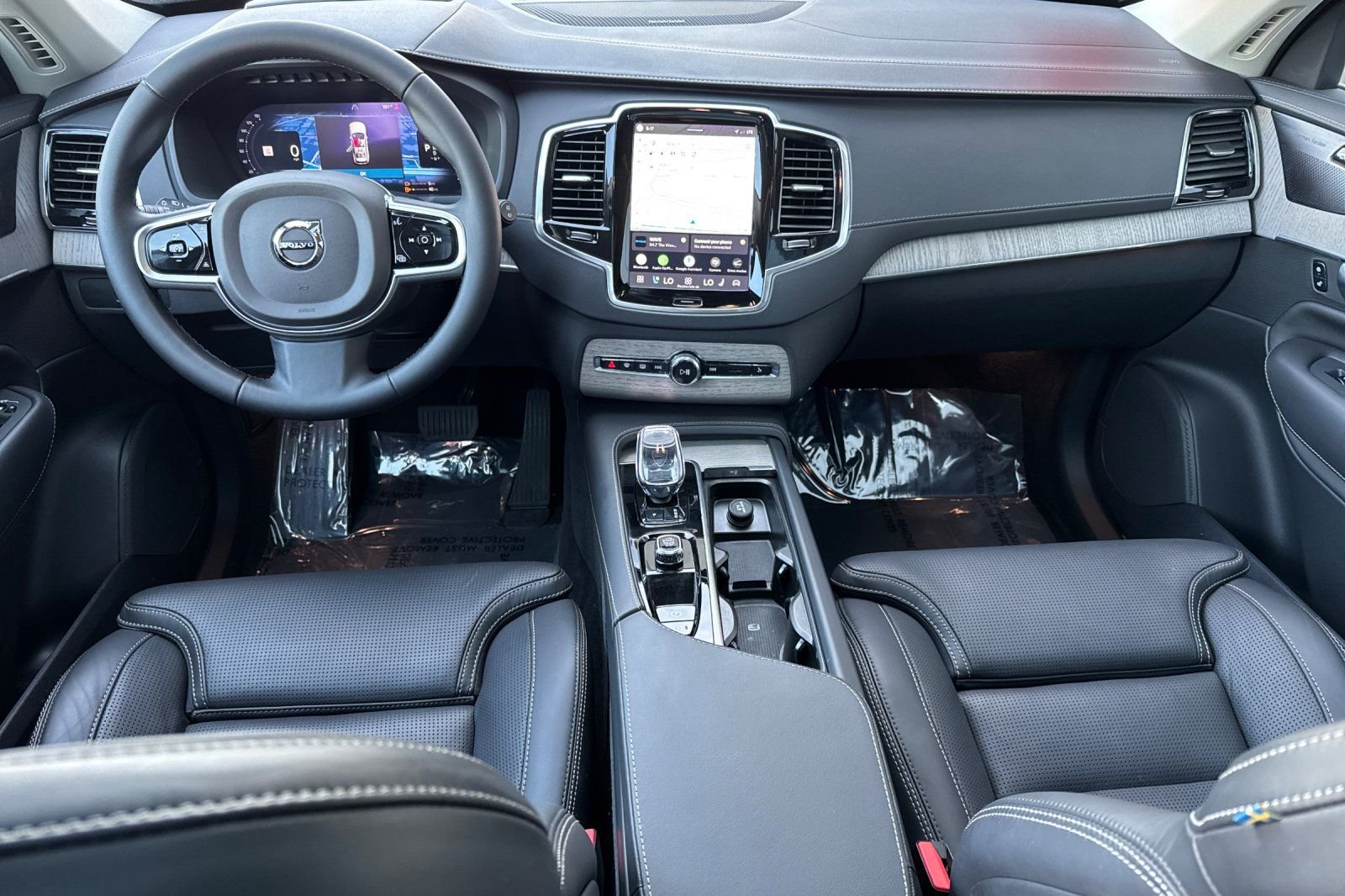 Used 2025 Black Volvo T8 Ultra image 14