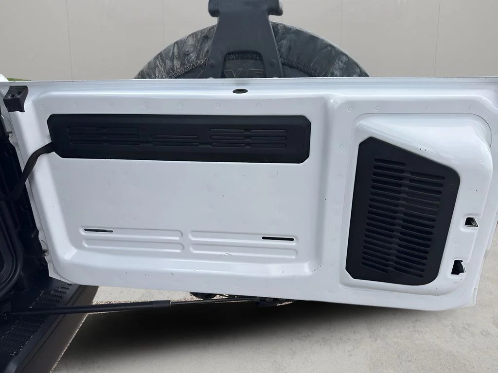 Used 2023 Oxford White Ford Black Diamond image 32